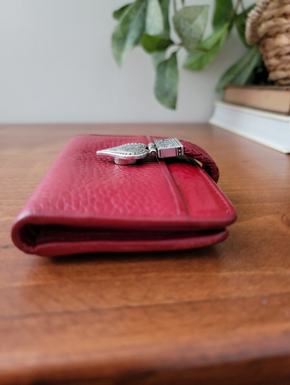 Brighton Red Pebbled Leather Bi-fold Snap Wallet - Picture 4 of 16